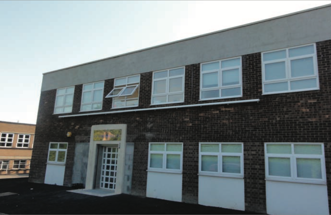 HAZ Metal UK Exterior